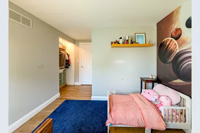 1931 Governors Lane, Hoffman Estates, IL 60169 - Photo 37
