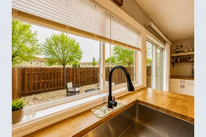 1931 Governors Lane, Hoffman Estates, IL 60169 - Photo 19