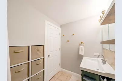 1931 Governors Lane, Hoffman Estates, IL 60169 - Photo 41