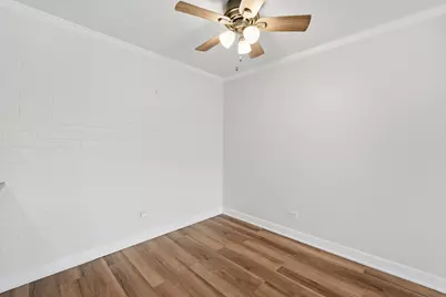 75 6th Avenue #304, La Grange, IL 60525 - Photo 7