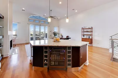 4043 N Damen Avenue #4, Chicago, IL 60618 - Photo 11