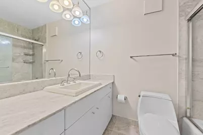 111 E Chestnut Street #31J, Chicago, IL 60611 - Photo 15