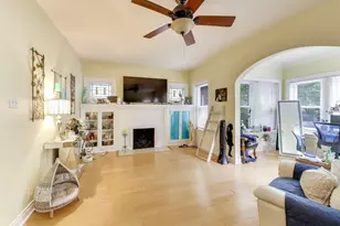 3848 W Irving Park Rd, Chicago, IL 60618 - Photo 3
