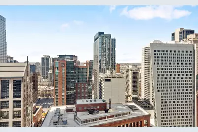 111 E Chestnut Street #31J, Chicago, IL 60611 - Photo 5