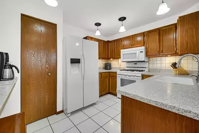 1621 Liberty Street, Hanover Park, IL 60133 - Photo 11