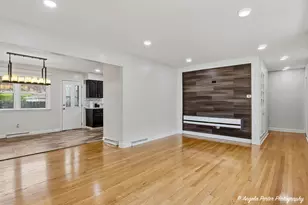 1320 Glenwood Ave, Waukegan, IL 60085 - Photo 9