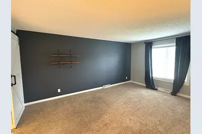 1511 Longwood Drive #1511, Sycamore, IL 60178 - Photo 11