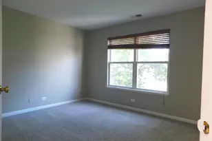 1060 Stillwater Rd, Elgin, IL 60120 - Photo 11