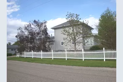429 W Koplin Avenue, Cissna Park, IL 60924 - Photo 5