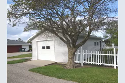 429 W Koplin Avenue, Cissna Park, IL 60924 - Photo 7