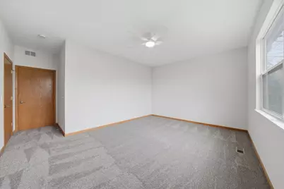 646 S Cadillac Circle, Romeoville, IL 60446 - Photo 21