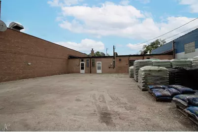 10346 S Kedzie Avenue, Chicago, IL 60655 - Photo 21