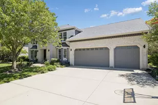2624 Wendy Dr, Naperville, IL 60565 - Photo 3