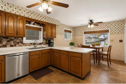 3238 N Pittsburgh Avenue, Chicago, IL 60634 - Photo 5