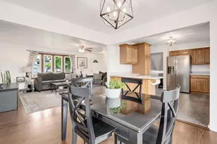 28W776 Wagner Rd, Naperville, IL 60564 - Photo 7