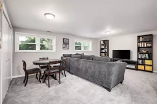 28W776 Wagner Rd, Naperville, IL 60564 - Photo 19