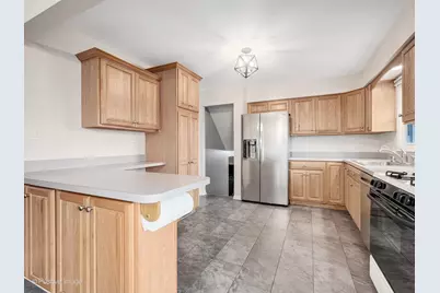 28W776 Wagner Road, Naperville, IL 60564 - Photo 9