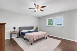 28W776 Wagner Rd, Naperville, IL 60564 - Photo 13
