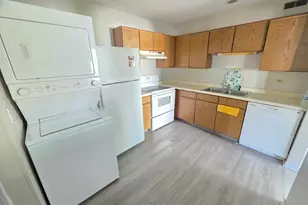 2715 Wilshire Ct, Aurora, IL 60502 - Photo 5