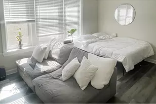 6485 W Roscoe St, Chicago, IL 60657 - Photo 7