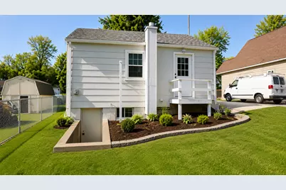 5301 West Lane, McCullom Lake, IL 60050 - Photo 19
