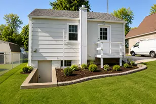 5301 West Ln, McCullom Lake, IL 60050 - Photo 19