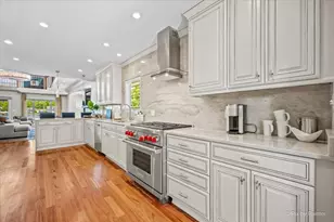 2715 N Villa Ln, McHenry, IL 60051 - Photo 11