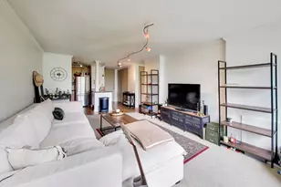 2728 N Hampden Ct, Chicago, IL 60614 - Photo 3