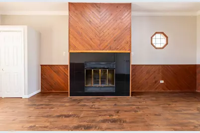18508 Chicago Avenue, Lansing, IL 60438 - Photo 11