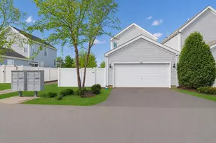 3627 Hyde Park Ct, Elgin, IL 60124 - Photo 3