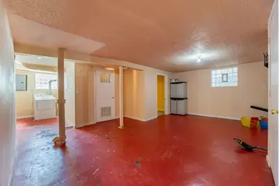 10211 S Eberhart Avenue, Chicago, IL 60628 - Photo 13
