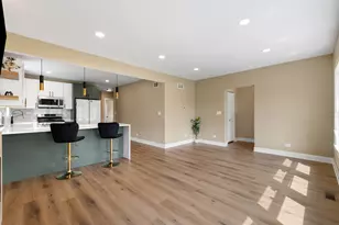608 S 21st Ave, Maywood, IL 60153 - Photo 7