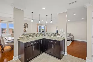 9331 Landings Ln, Des Plaines, IL 60016 - Photo 5