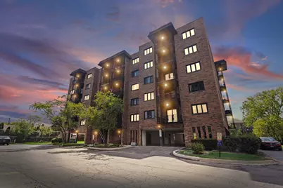 9331 Landings Lane #605, Des Plaines, IL 60016 - Photo 1