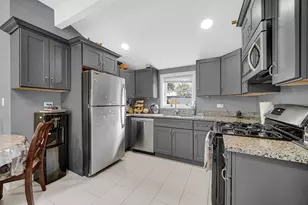 405 Dellwood Ave, Lockport, IL 60441 - Photo 9