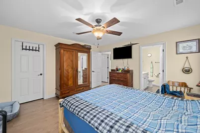 315 E Lotte Street, Blue Grass, IA 52726 - Photo 21
