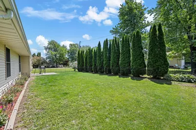 315 E Lotte Street, Blue Grass, IA 52726 - Photo 27