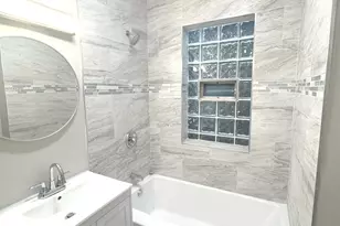 9432 S Vernon Ave, Chicago, IL 60619 - Photo 11