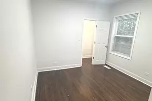 9432 S Vernon Ave, Chicago, IL 60619 - Photo 13
