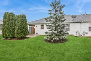 757 Bellevue Cir, Oswego, IL 60543 - Photo 21