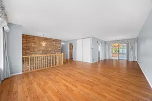 1410 W Jo Ann Ln, Addison, IL 60101 - Photo 3