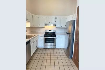 730 N Seminary Avenue #2A, Woodstock, IL 60098 - Photo 3