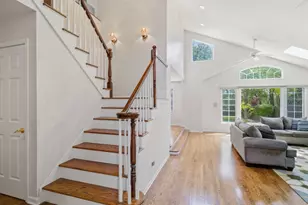 8841 N Birch Ave, Morton Grove, IL 60053 - Photo 7