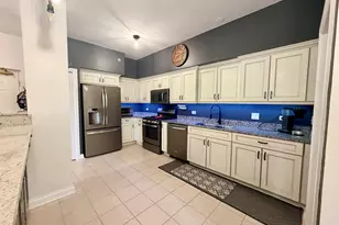 9730 Koch Ct, Orland Park, IL 60467 - Photo 5