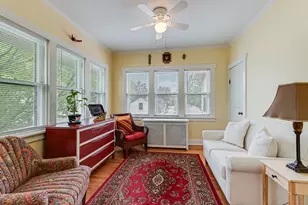 419 N Raynor Ave, Joliet, IL 60435 - Photo 5