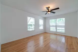 7943 Dada Dr, Gurnee, IL 60031 - Photo 21