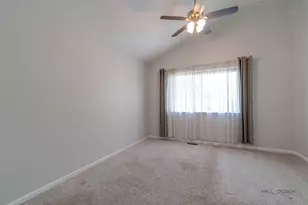 7943 Dada Dr, Gurnee, IL 60031 - Photo 25