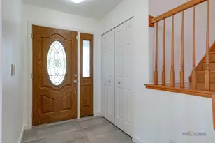 7943 Dada Dr, Gurnee, IL 60031 - Photo 5