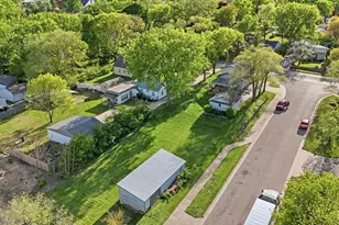 2812 20th St, Rockford, IL 61109 - Photo 25