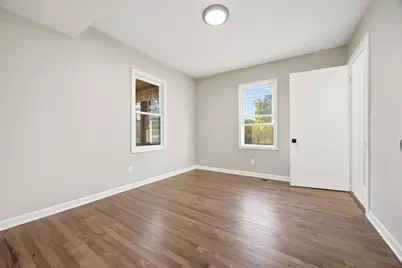 2812 20th Street, Rockford, IL 61109 - Photo 9